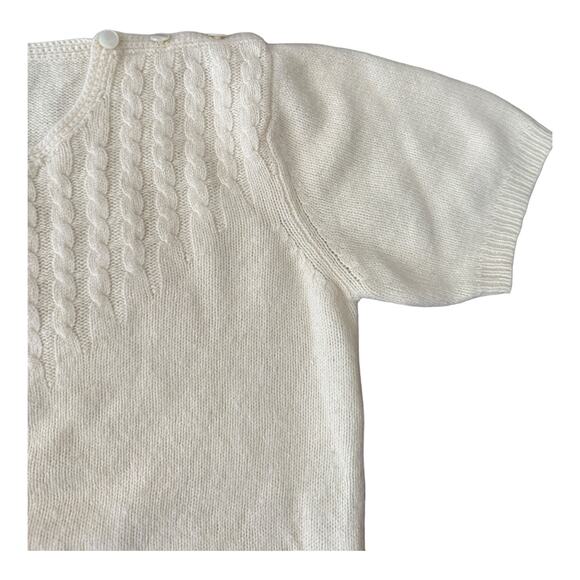 Vintage cream cable short sleeved sweater shoulder button closing size medium - Picture 7 of 11
